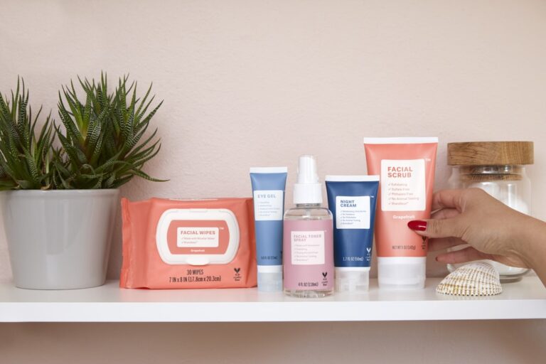 Co daje baza pod makijaż? Jak dobrać ją do własnych potrzeb?