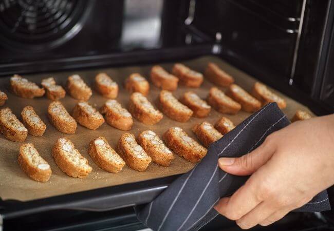 przepis na cantuccini - krok po kroku tradycyjny przepis na włoskie cantuccini