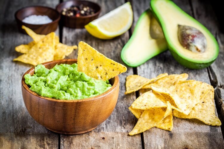 paska z awokado z kuchni meksykańskiej Guacamole - kuchnia meksykańska